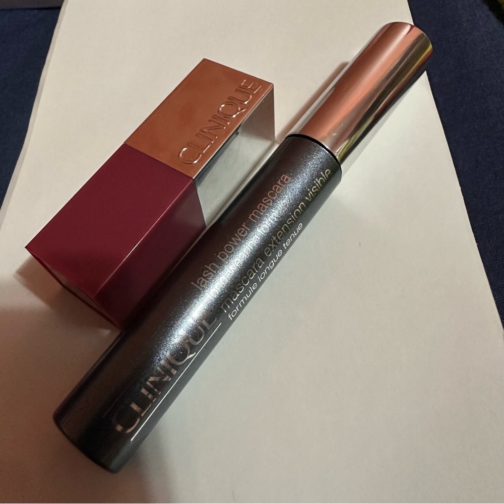 Clinique Lash Power Mascara and Plum Pop Lipstick bundle